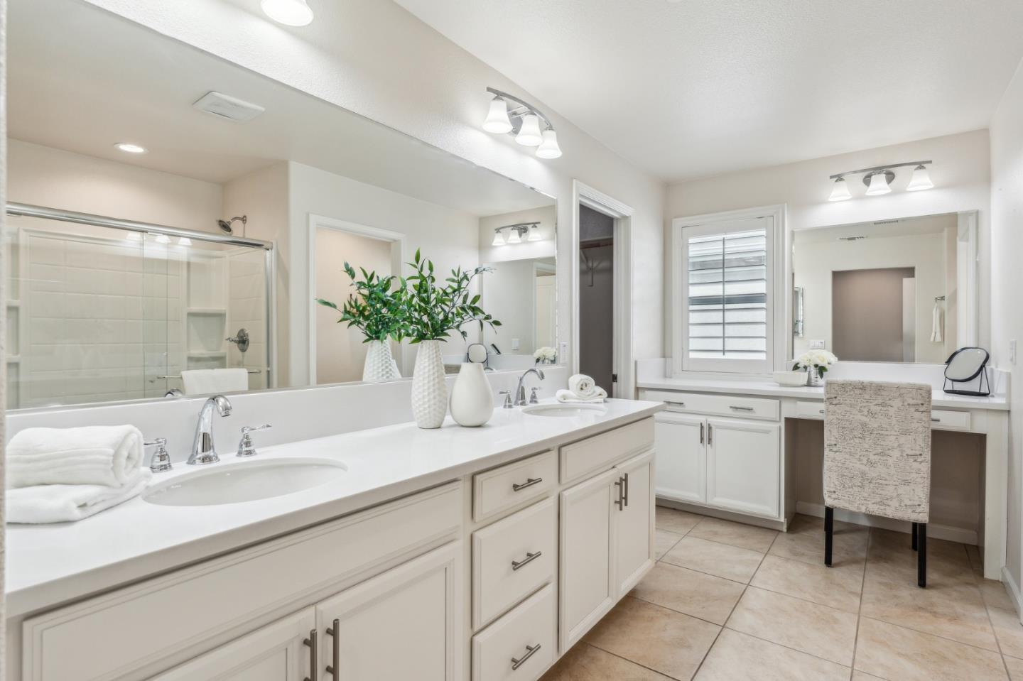 Detail Gallery Image 11 of 29 For 148 Heartland Dr, Hollister,  CA 95023 - 3 Beds | 2/1 Baths