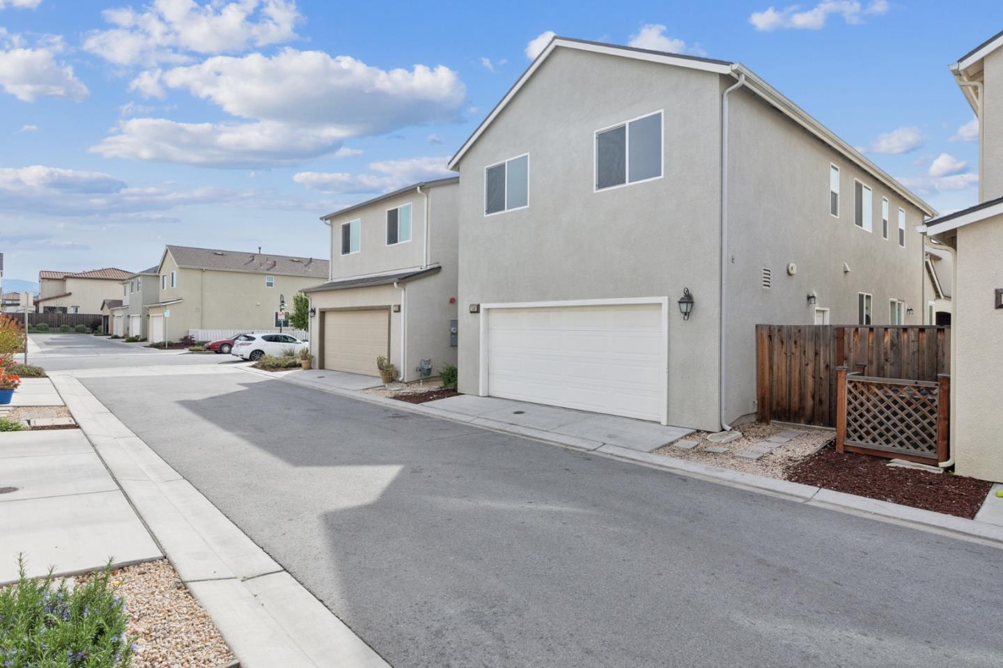 Detail Gallery Image 22 of 29 For 148 Heartland Dr, Hollister,  CA 95023 - 3 Beds | 2/1 Baths