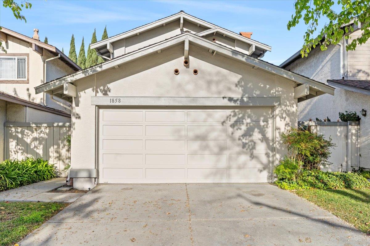 Detail Gallery Image 2 of 24 For 1858 Home Gate Dr, San Jose,  CA 95148 - 3 Beds | 2/1 Baths