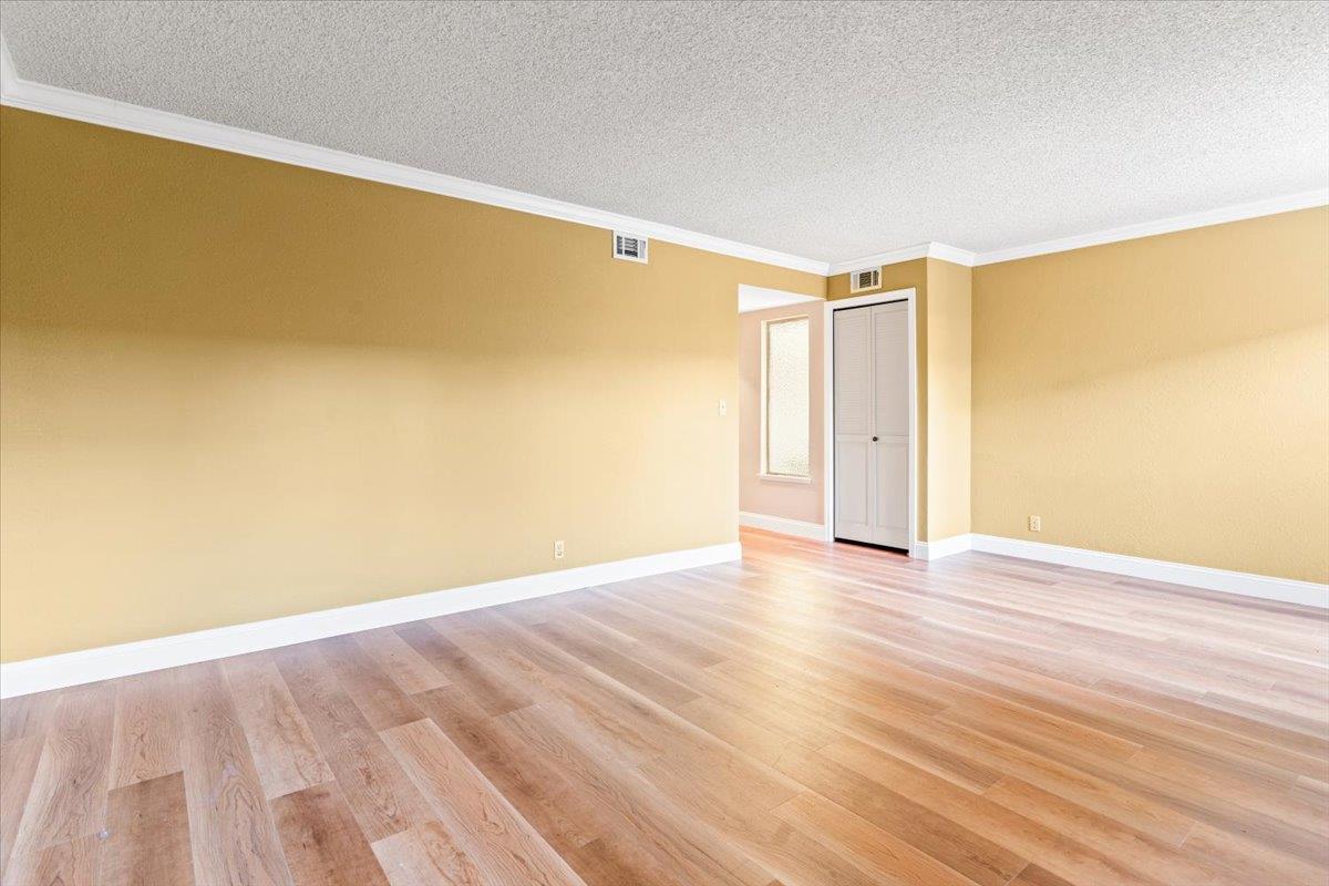 Detail Gallery Image 3 of 24 For 1858 Home Gate Dr, San Jose,  CA 95148 - 3 Beds | 2/1 Baths