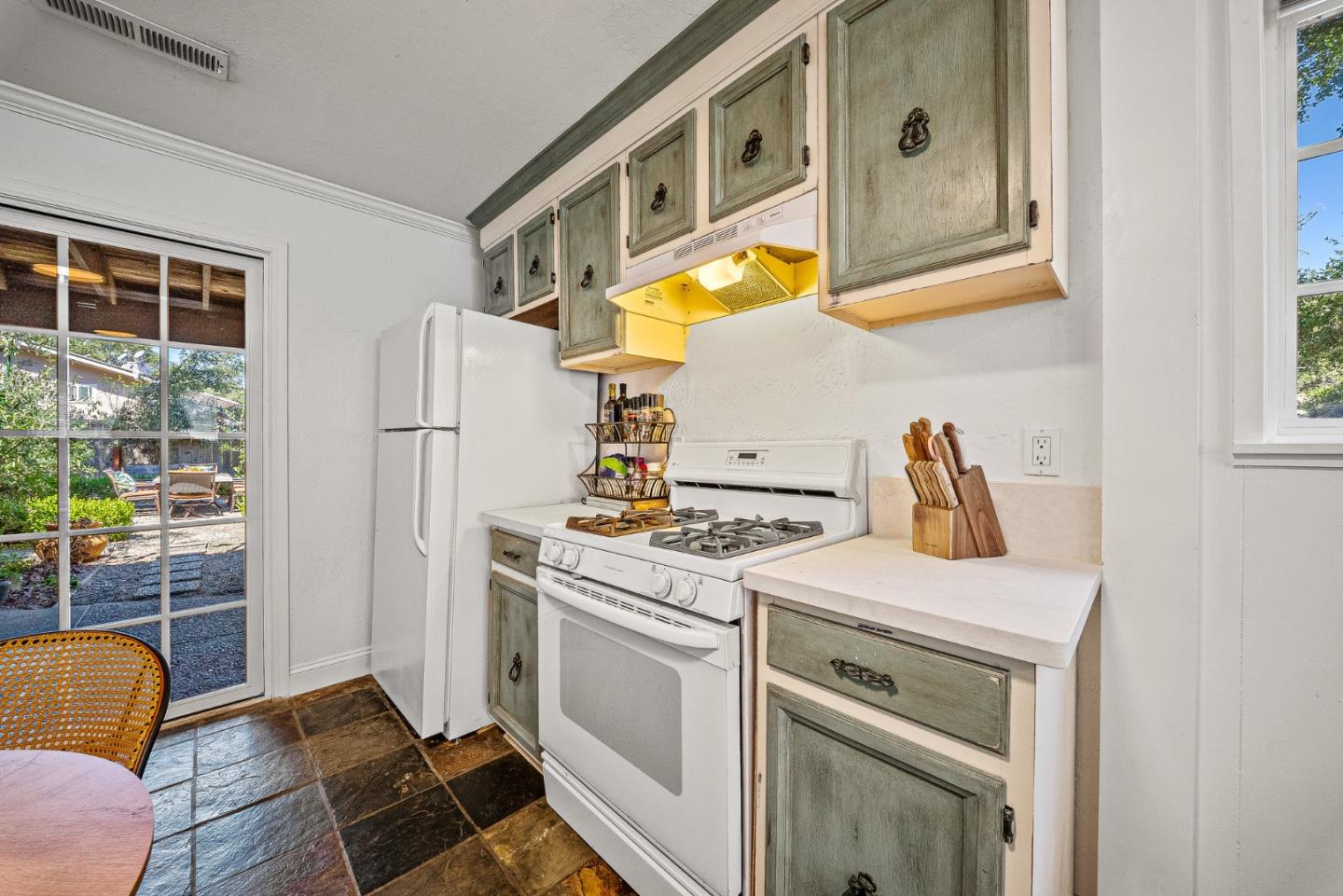 Detail Gallery Image 37 of 60 For 514 Noteware Dr, Ben Lomond,  CA 95005 - 4 Beds | 3 Baths