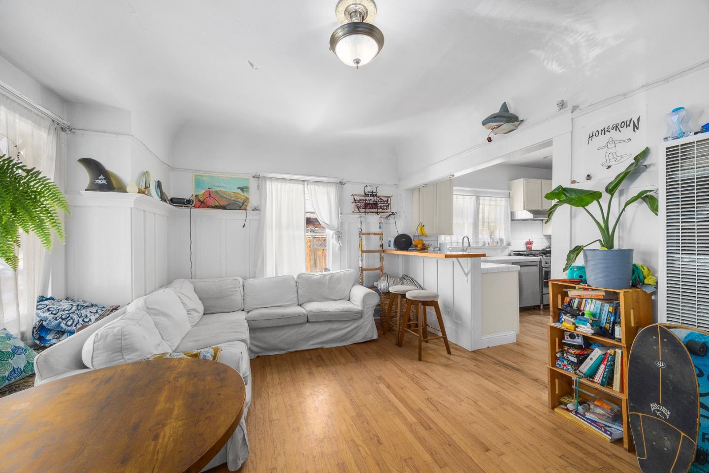 Detail Gallery Image 10 of 41 For 1124 Laurel St, Santa Cruz,  CA 95060 - 3 Beds | 2 Baths