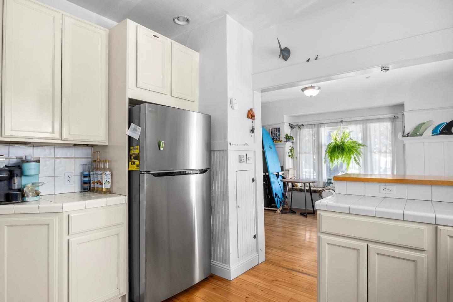 Detail Gallery Image 13 of 41 For 1124 Laurel St, Santa Cruz,  CA 95060 - 3 Beds | 2 Baths