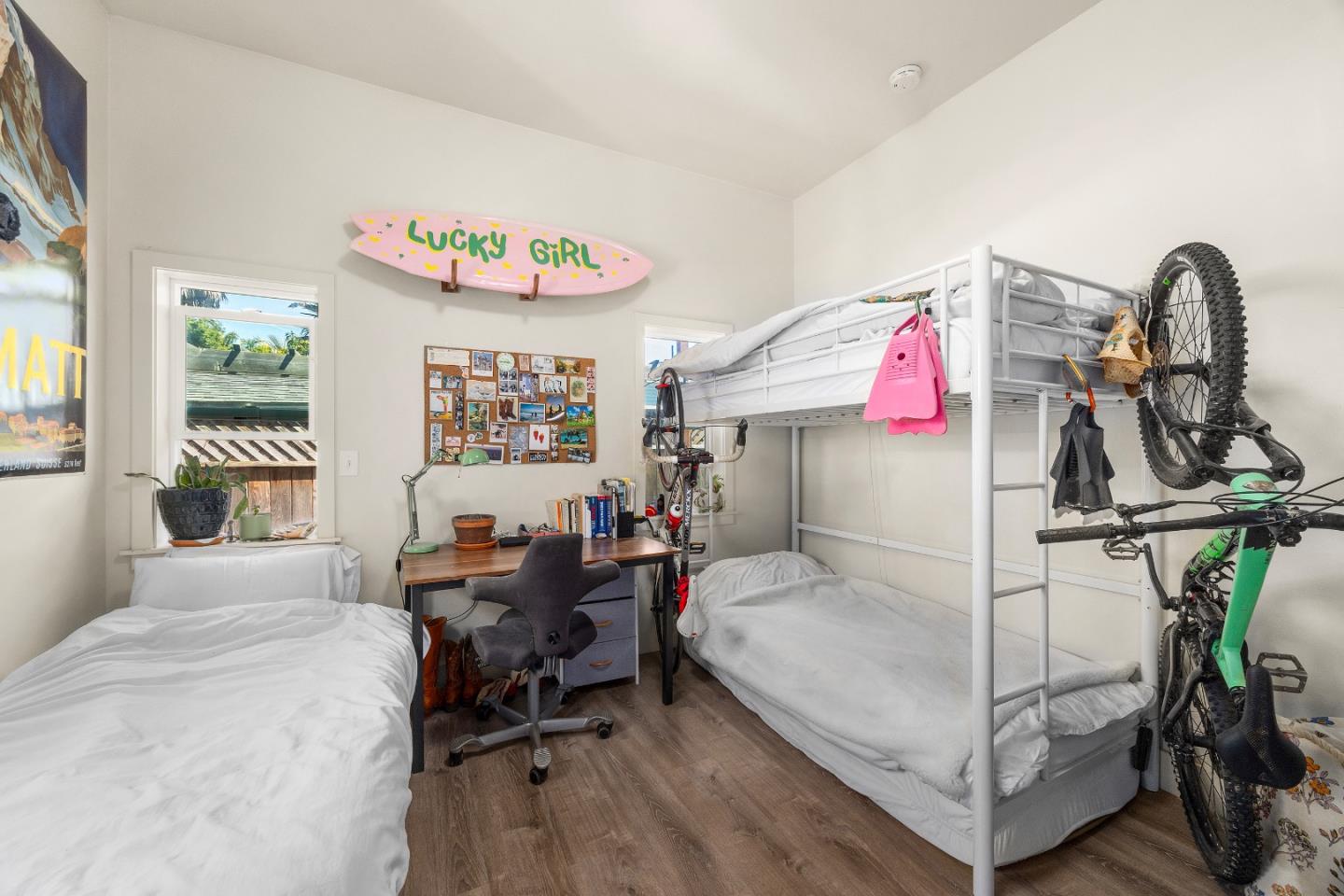 Detail Gallery Image 14 of 41 For 1124 Laurel St, Santa Cruz,  CA 95060 - 3 Beds | 2 Baths