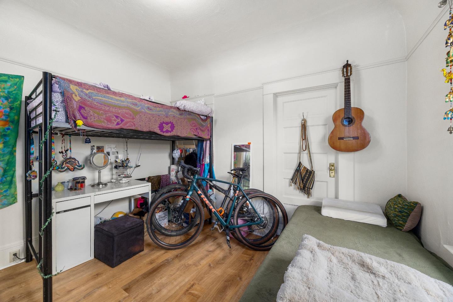 Detail Gallery Image 18 of 41 For 1124 Laurel St, Santa Cruz,  CA 95060 - 3 Beds | 2 Baths
