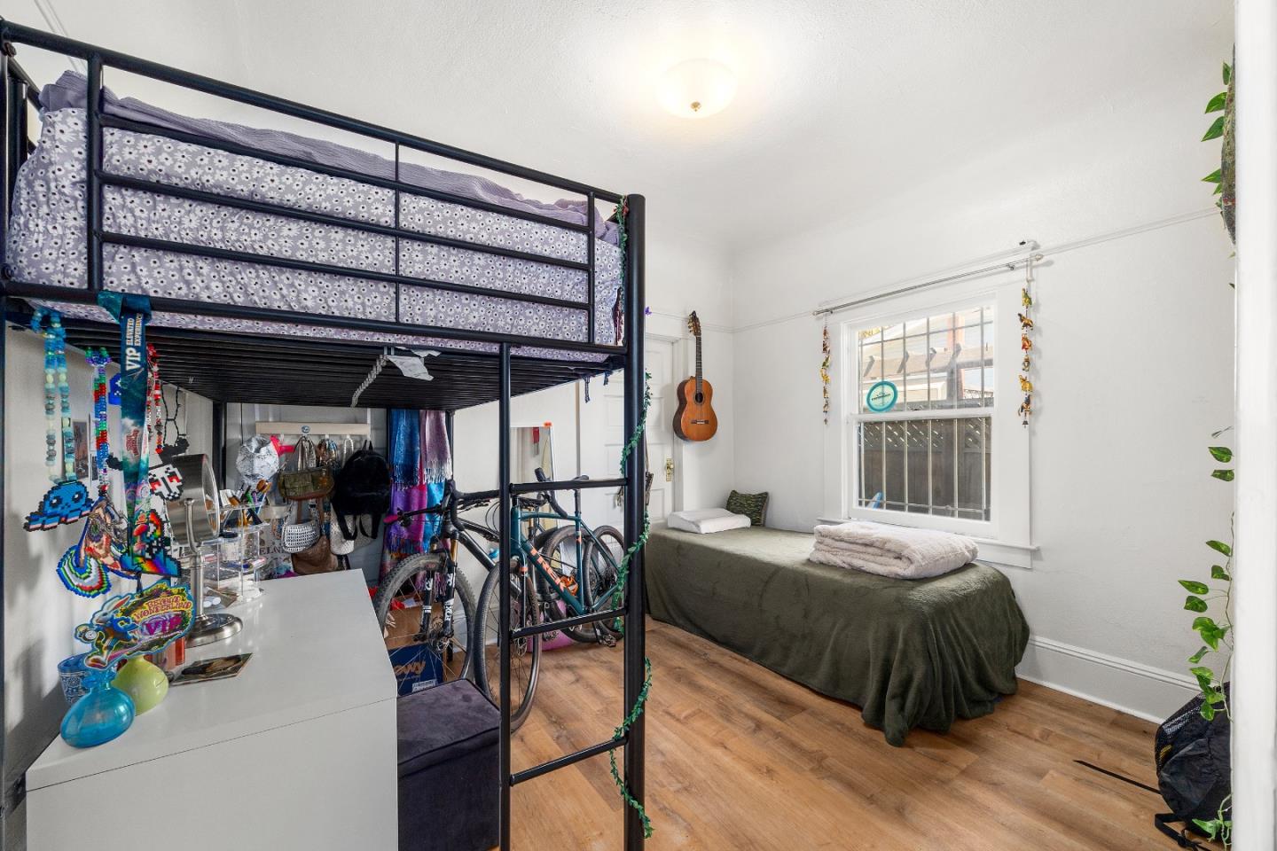 Detail Gallery Image 19 of 41 For 1124 Laurel St, Santa Cruz,  CA 95060 - 3 Beds | 2 Baths
