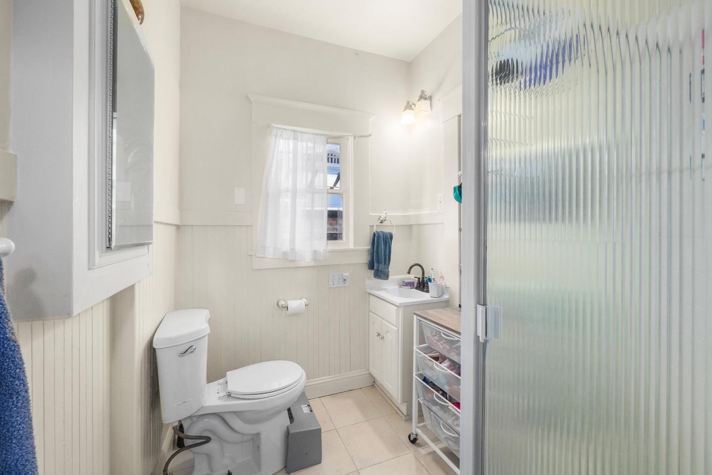 Detail Gallery Image 20 of 41 For 1124 Laurel St, Santa Cruz,  CA 95060 - 3 Beds | 2 Baths