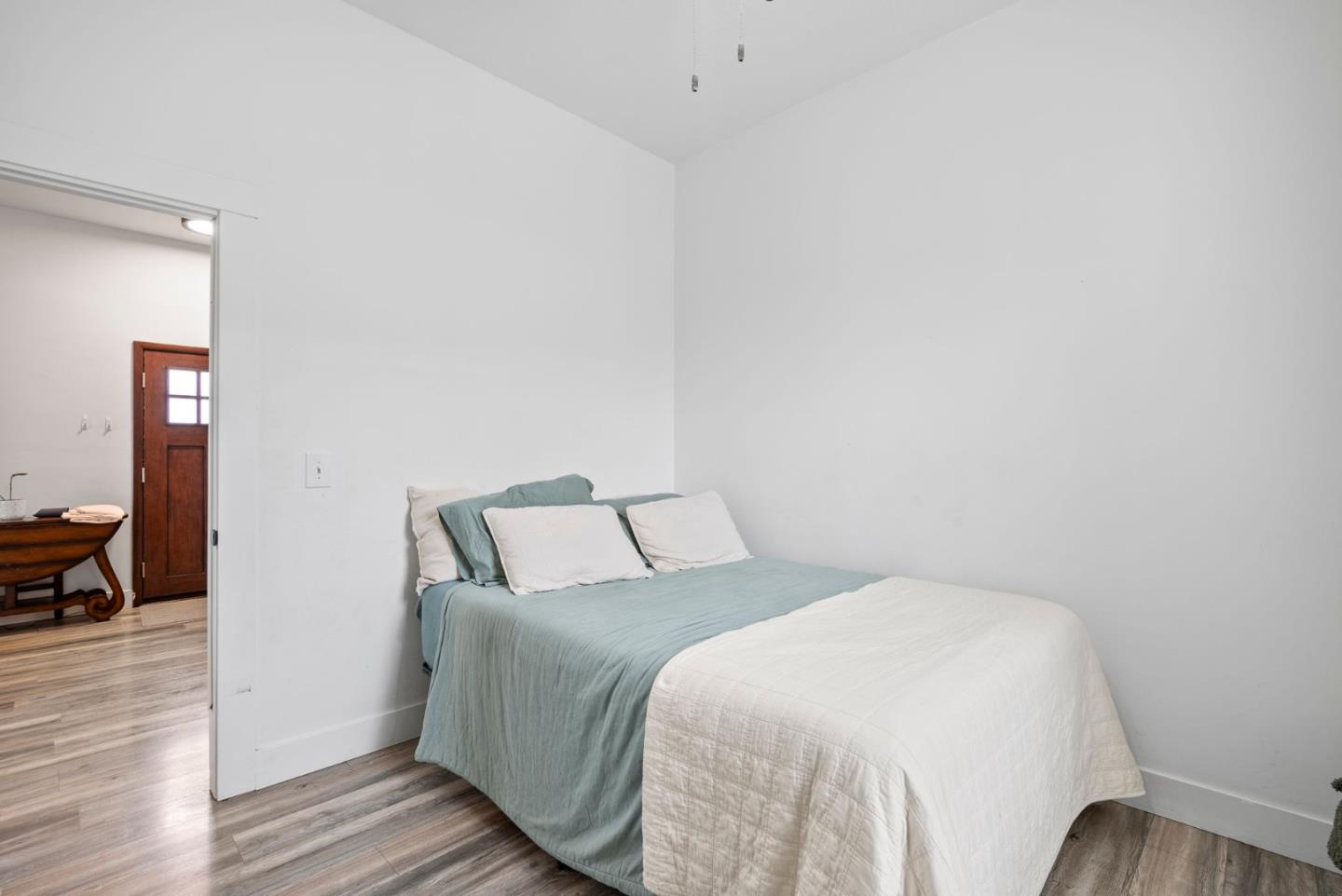 Detail Gallery Image 22 of 43 For 18560 Del Monte Ave, Morgan Hill,  CA 95037 - 3 Beds | 1 Baths