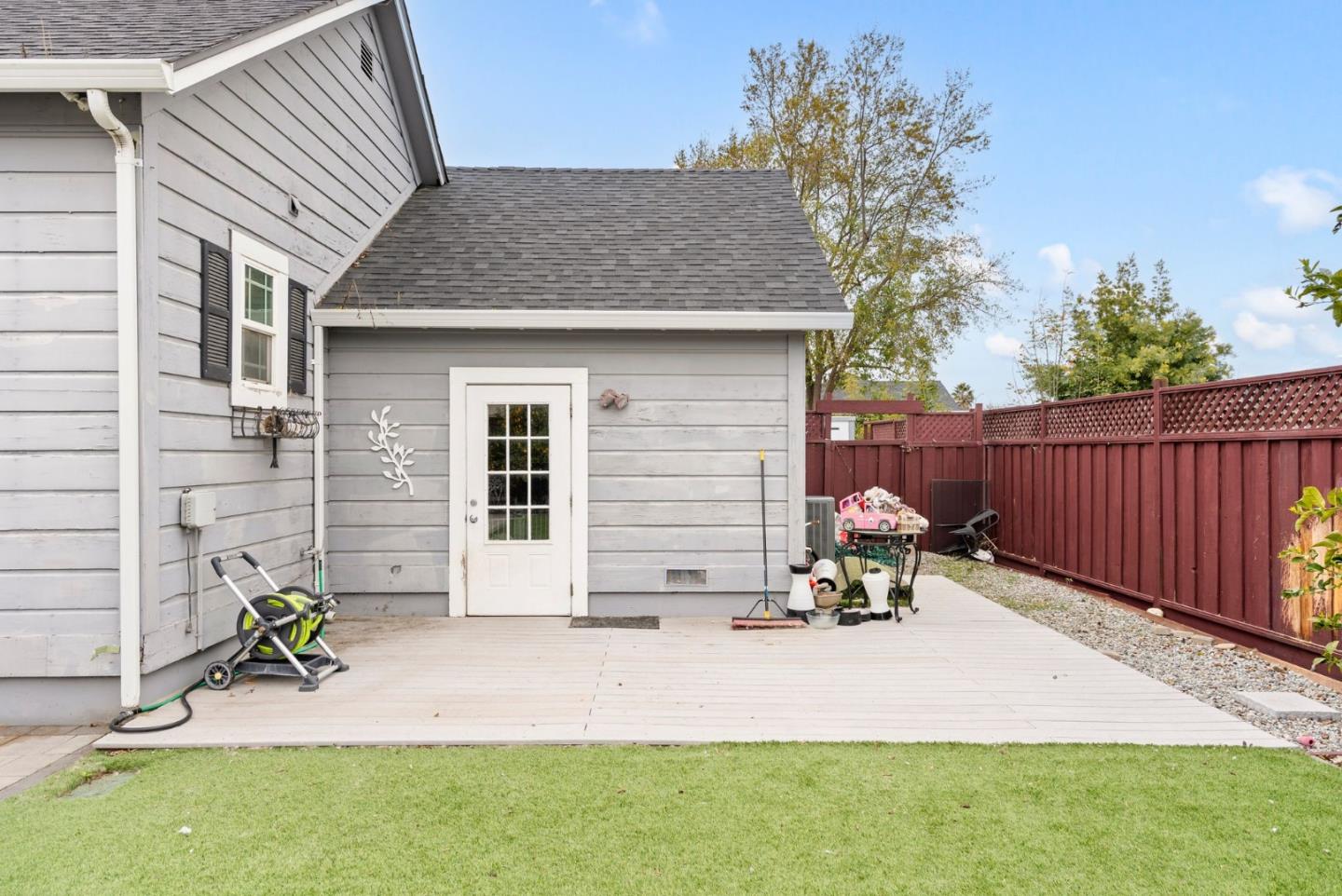 Detail Gallery Image 32 of 43 For 18560 Del Monte Ave, Morgan Hill,  CA 95037 - 3 Beds | 1 Baths
