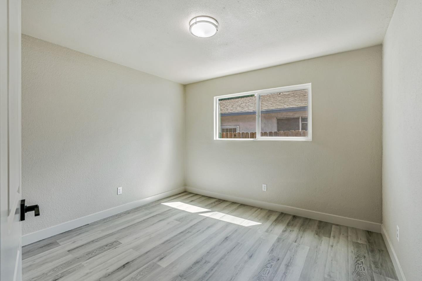 Detail Gallery Image 23 of 34 For 1917 Saturn Ct, Ceres,  CA 95307 - 3 Beds | 2 Baths