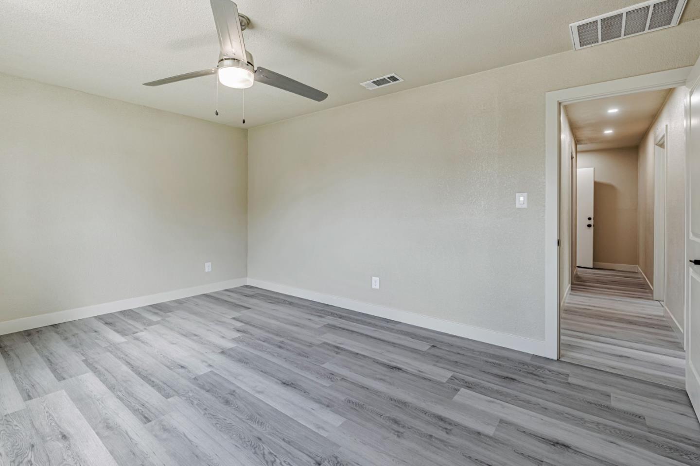 Detail Gallery Image 27 of 34 For 1917 Saturn Ct, Ceres,  CA 95307 - 3 Beds | 2 Baths