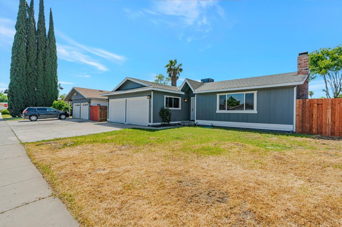 Detail Gallery Image 7 of 34 For 1917 Saturn Ct, Ceres,  CA 95307 - 3 Beds | 2 Baths
