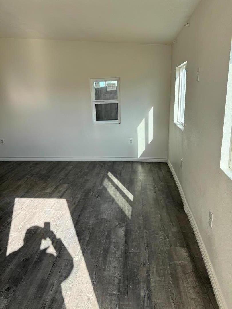 Detail Gallery Image 15 of 24 For 1435 Orange Ave, Santa Ana,  CA 92707 - 3 Beds | 2 Baths