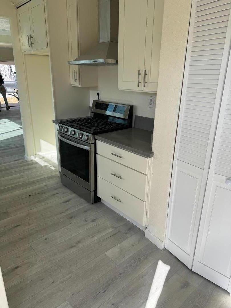Detail Gallery Image 17 of 24 For 1435 Orange Ave, Santa Ana,  CA 92707 - 3 Beds | 2 Baths