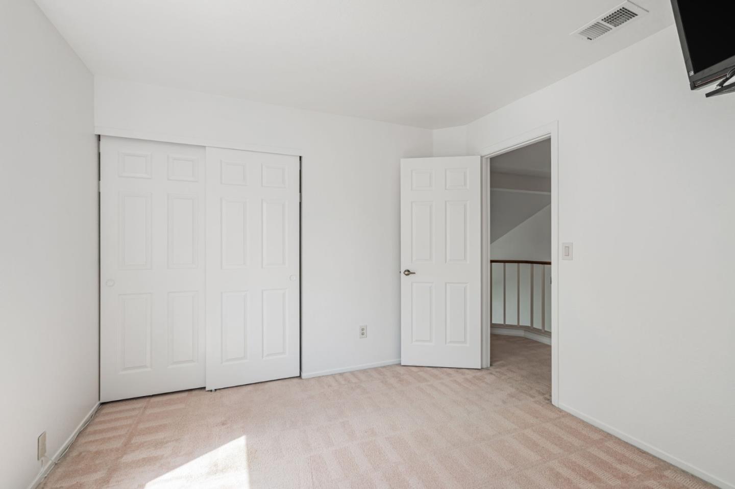 Detail Gallery Image 22 of 38 For 418 Dohrmann Ln, Pinole,  CA 94564 - 3 Beds | 2/1 Baths