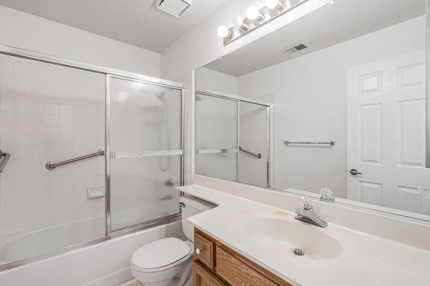 Detail Gallery Image 29 of 38 For 418 Dohrmann Ln, Pinole,  CA 94564 - 3 Beds | 2/1 Baths