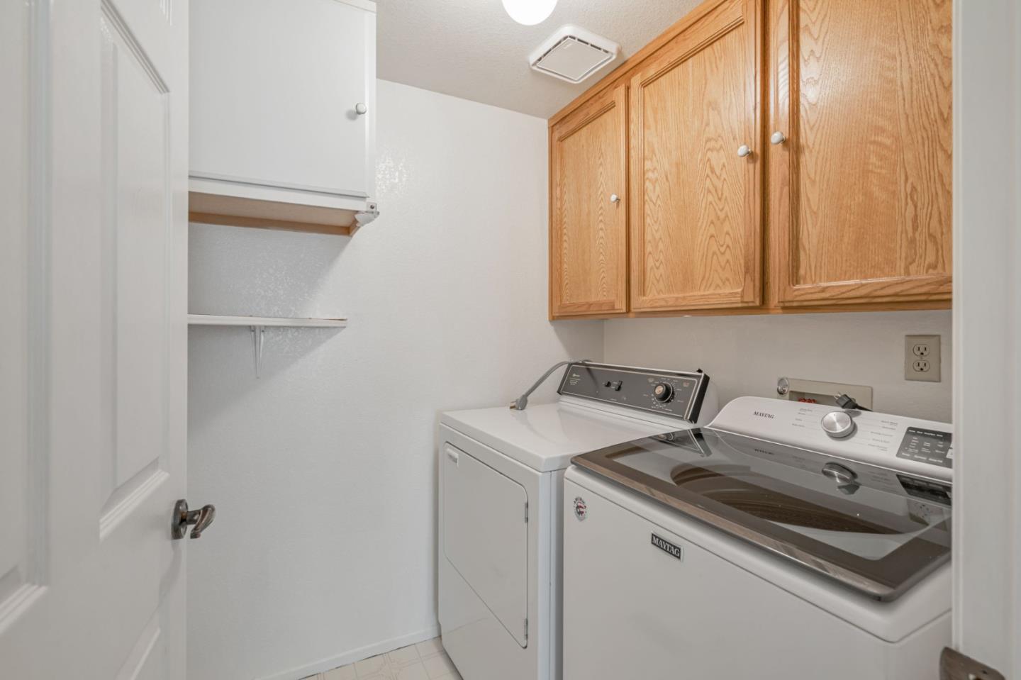 Detail Gallery Image 33 of 38 For 418 Dohrmann Ln, Pinole,  CA 94564 - 3 Beds | 2/1 Baths
