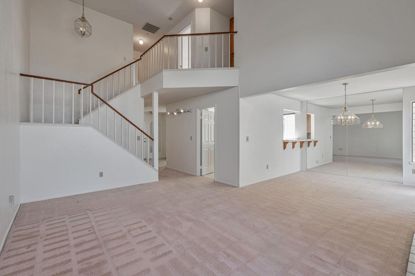 Detail Gallery Image 9 of 38 For 418 Dohrmann Ln, Pinole,  CA 94564 - 3 Beds | 2/1 Baths