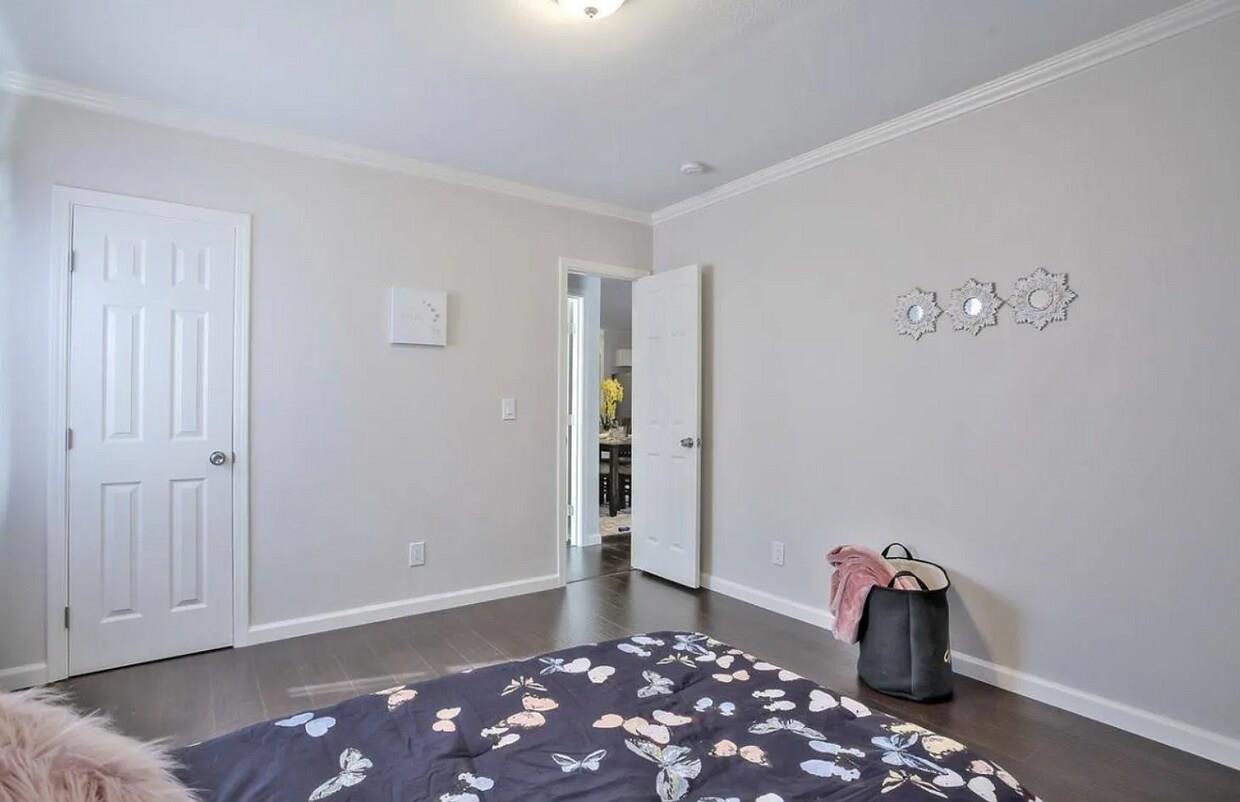 Detail Gallery Image 11 of 22 For 1753 Church St, Oakland,  CA 94621 - 4 Beds | 2 Baths