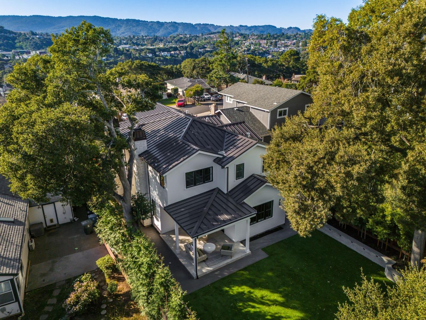 Detail Gallery Image 19 of 20 For 2514 Dekoven Ave., Belmont,  CA 94002 - 4 Beds | 3/1 Baths