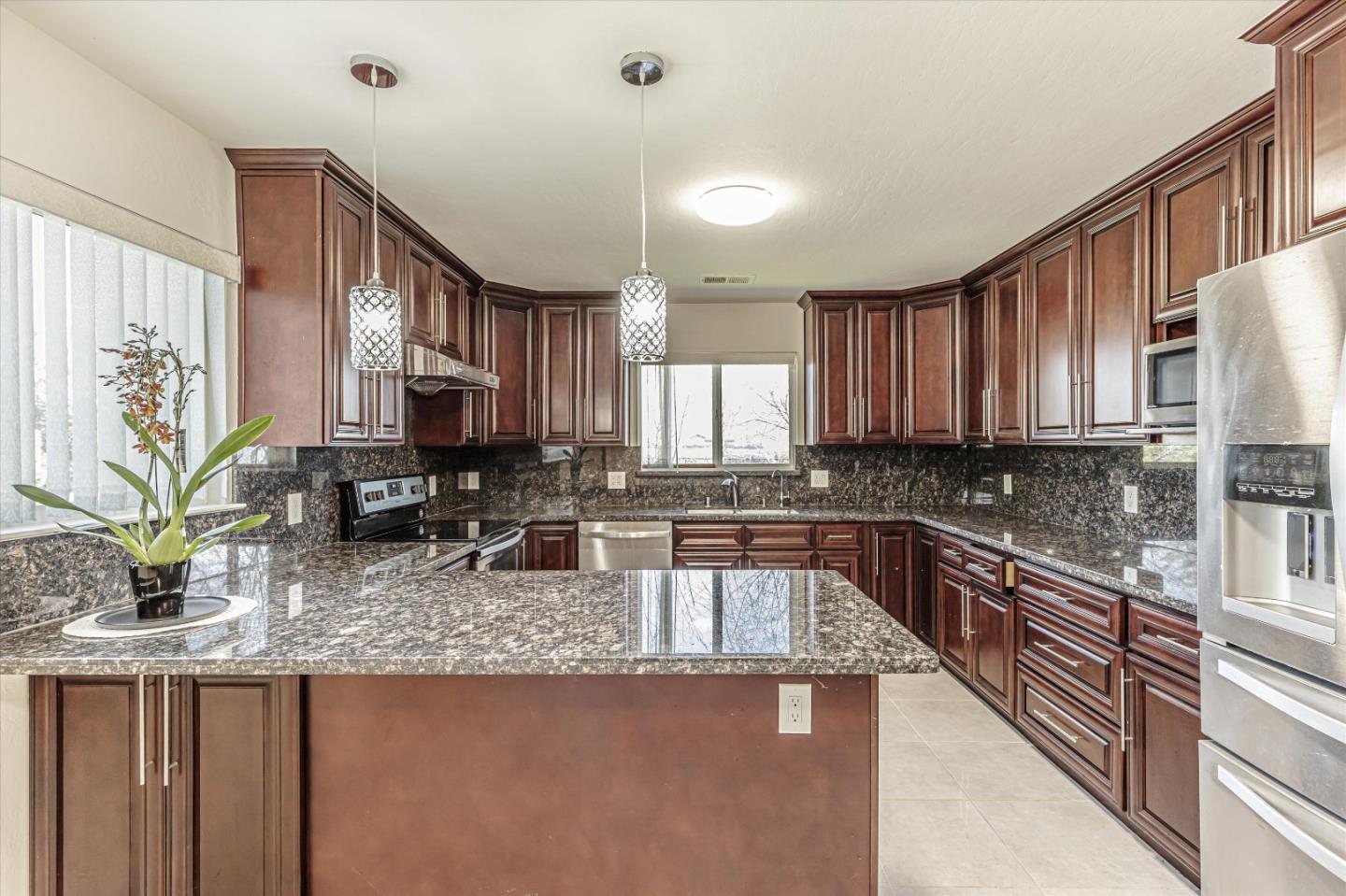Detail Gallery Image 2 of 61 For 7381 Furlong Ave, Gilroy,  CA 95020 - – Beds | – Baths