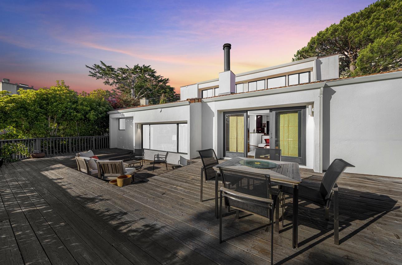 Detail Gallery Image 2 of 36 For 3472 Lazarro Dr, Carmel,  CA 93923 - 4 Beds | 3 Baths
