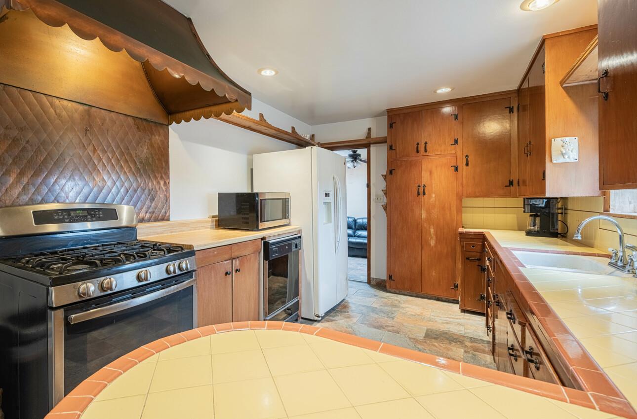 110 Denner Rd, Monterey County, CA 93906 photo 11
