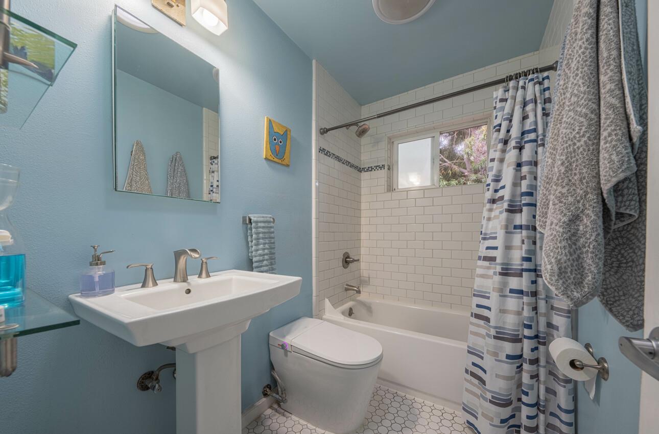 Detail Gallery Image 22 of 24 For 1756 Lowell St, Seaside,  CA 93955 - 3 Beds | 1 Baths