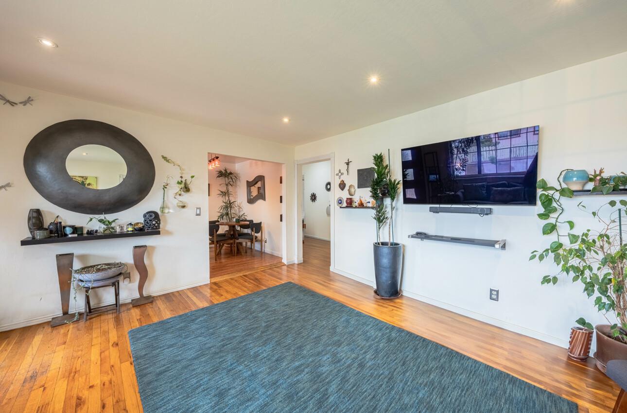 Detail Gallery Image 6 of 24 For 1756 Lowell St, Seaside,  CA 93955 - 3 Beds | 1 Baths