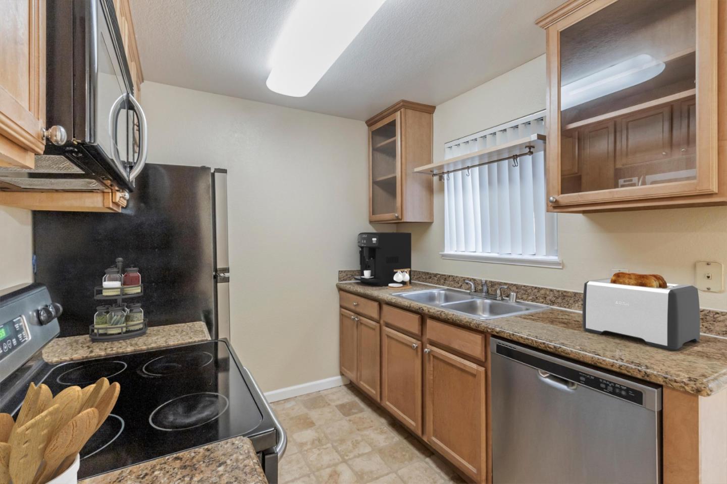 Detail Gallery Image 2 of 20 For 2250 Monroe St #180,  Santa Clara,  CA 95050 - 1 Beds | 1 Baths