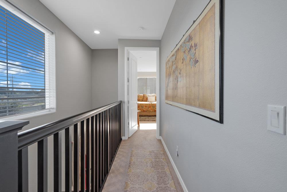 Detail Gallery Image 23 of 43 For 401 Crane Ln, Hollister,  CA 95023 - 3 Beds | 2/1 Baths