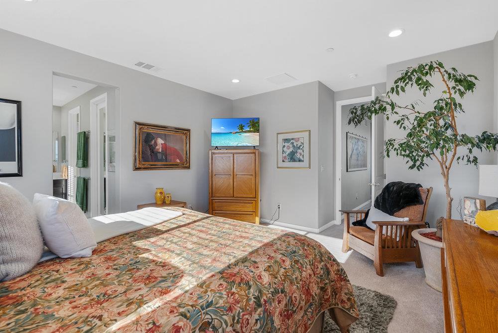 Detail Gallery Image 25 of 43 For 401 Crane Ln, Hollister,  CA 95023 - 3 Beds | 2/1 Baths