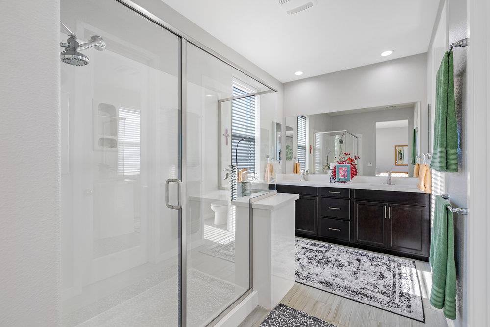 Detail Gallery Image 26 of 43 For 401 Crane Ln, Hollister,  CA 95023 - 3 Beds | 2/1 Baths