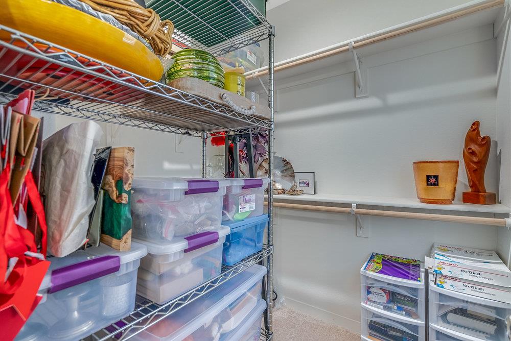 Detail Gallery Image 32 of 43 For 401 Crane Ln, Hollister,  CA 95023 - 3 Beds | 2/1 Baths