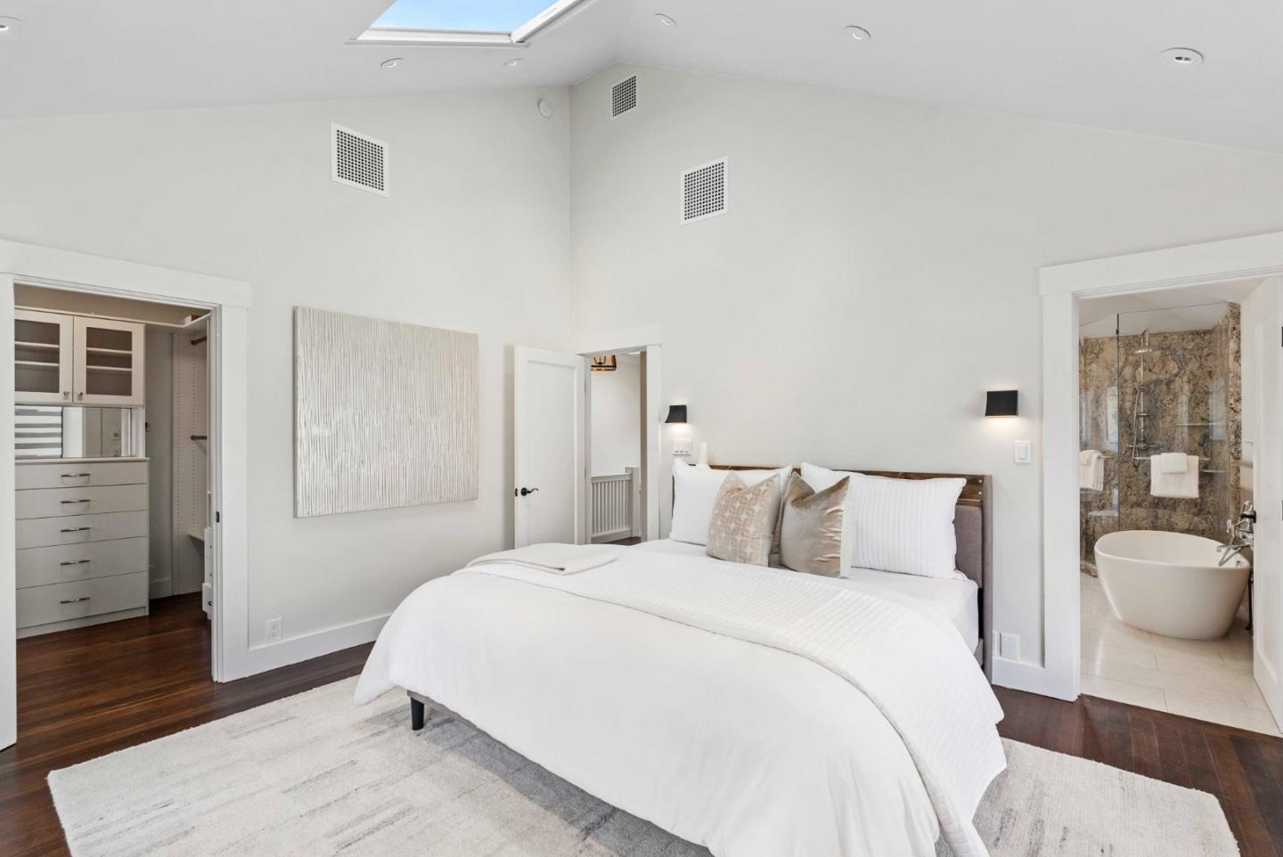 Detail Gallery Image 19 of 43 For 727 Addison Ave, Palo Alto,  CA 94301 - 4 Beds | 4 Baths