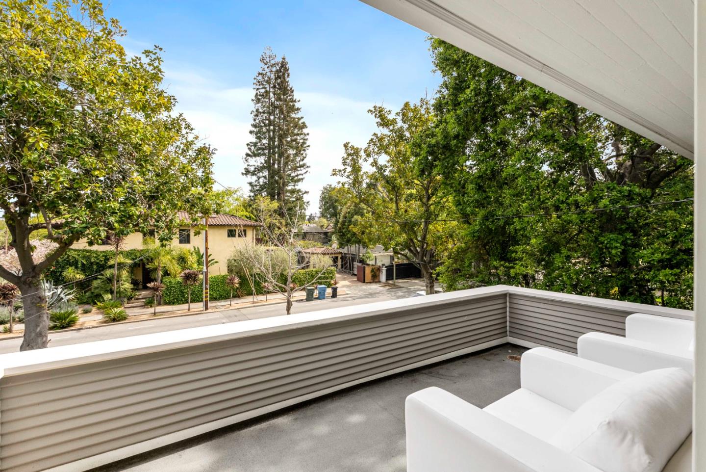 Detail Gallery Image 21 of 43 For 727 Addison Ave, Palo Alto,  CA 94301 - 4 Beds | 4 Baths