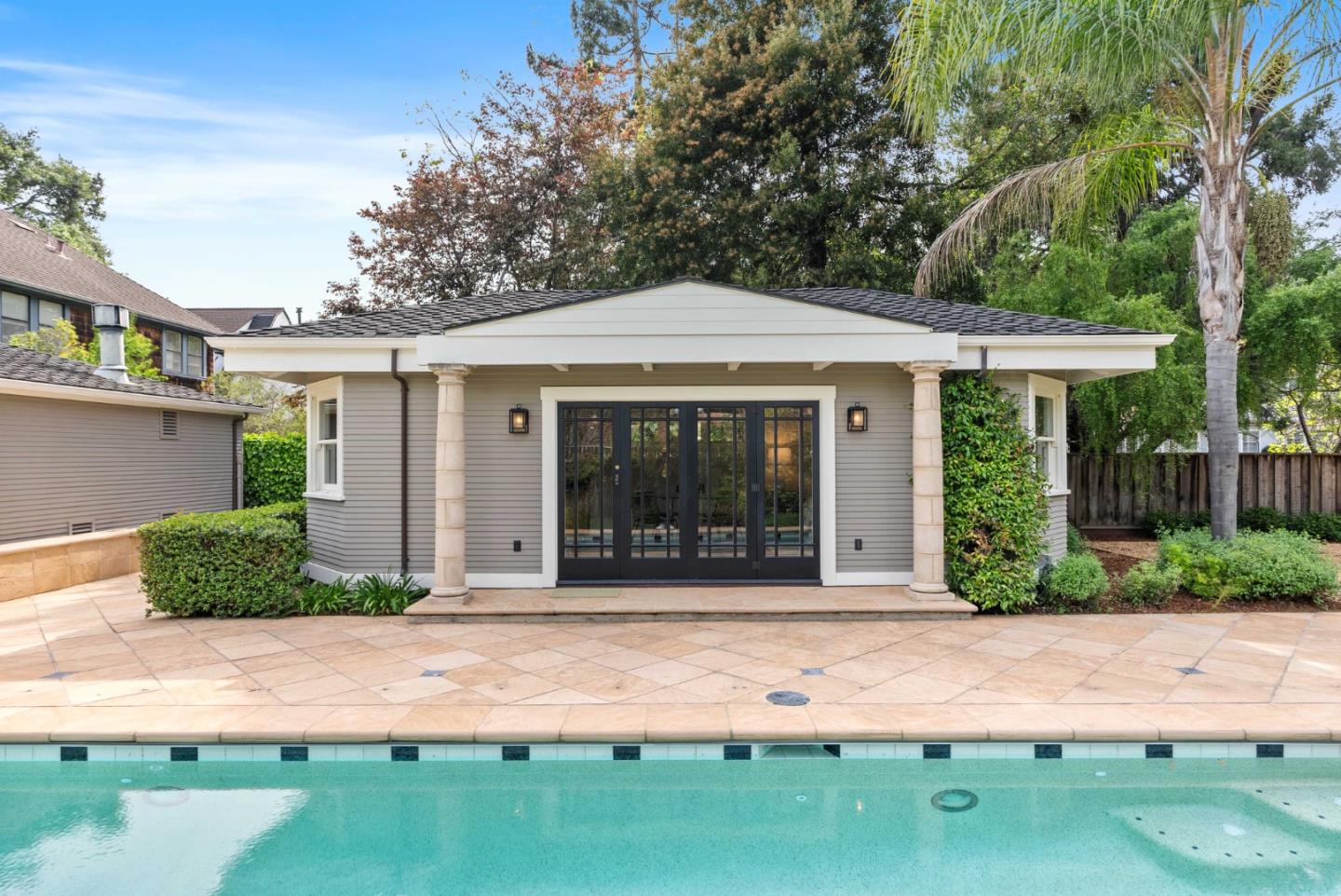 Detail Gallery Image 30 of 43 For 727 Addison Ave, Palo Alto,  CA 94301 - 4 Beds | 4 Baths