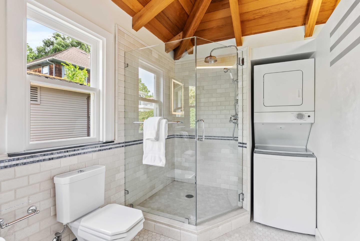 Detail Gallery Image 35 of 43 For 727 Addison Ave, Palo Alto,  CA 94301 - 4 Beds | 4 Baths
