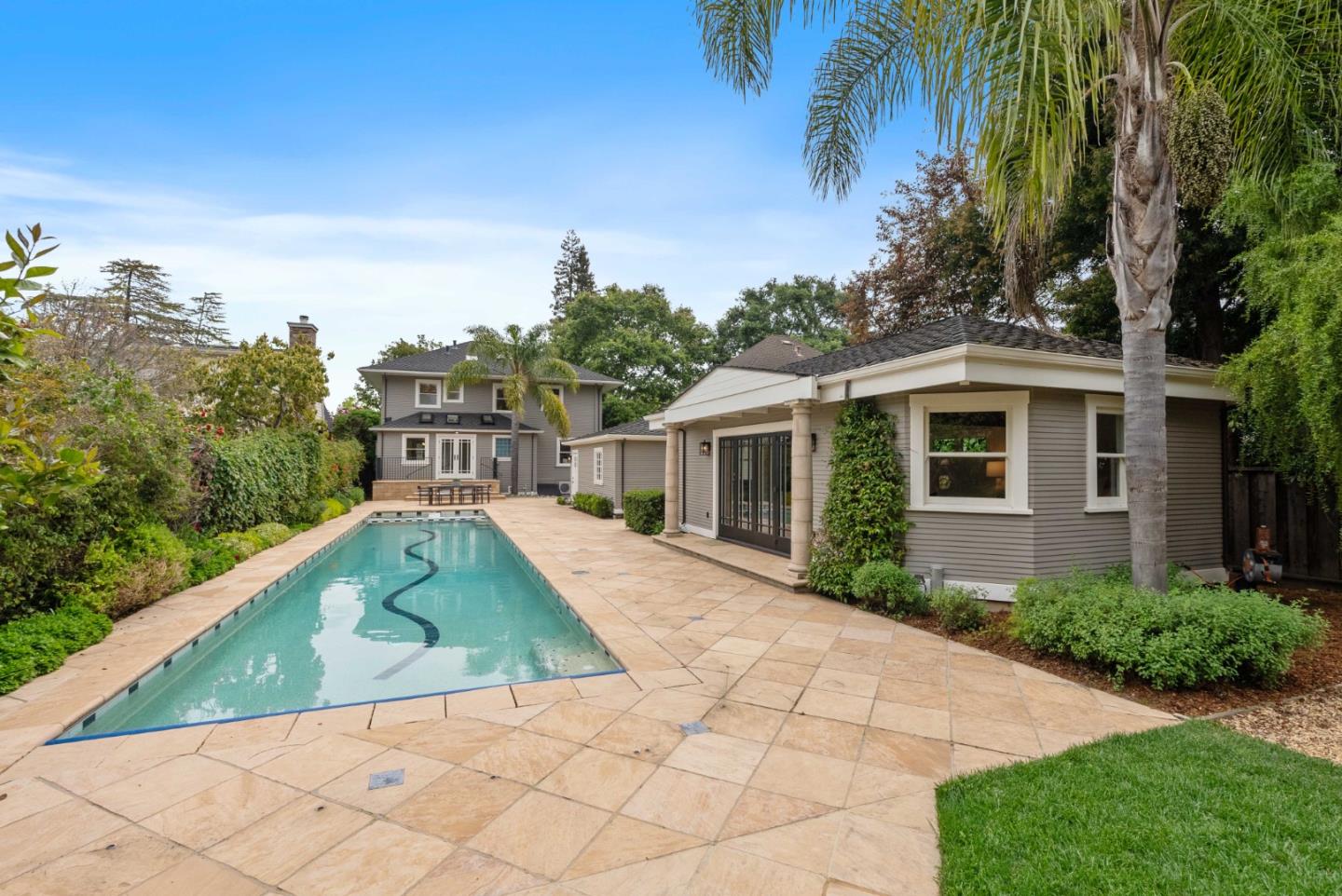 Detail Gallery Image 37 of 43 For 727 Addison Ave, Palo Alto,  CA 94301 - 4 Beds | 4 Baths