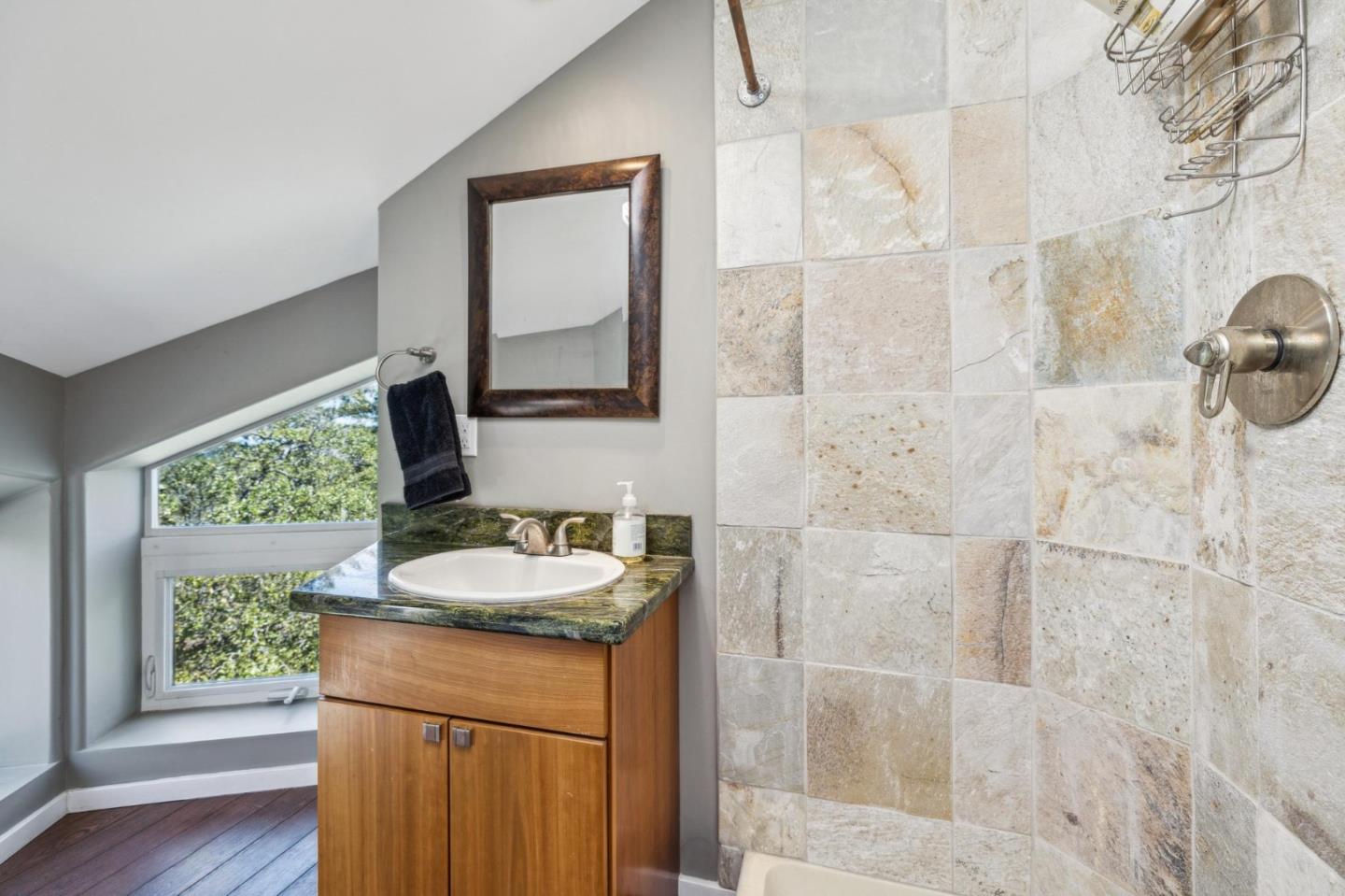 Detail Gallery Image 41 of 62 For 18474 Grizzly Rock Rd, Los Gatos,  CA 95033 - 5 Beds | 3/1 Baths