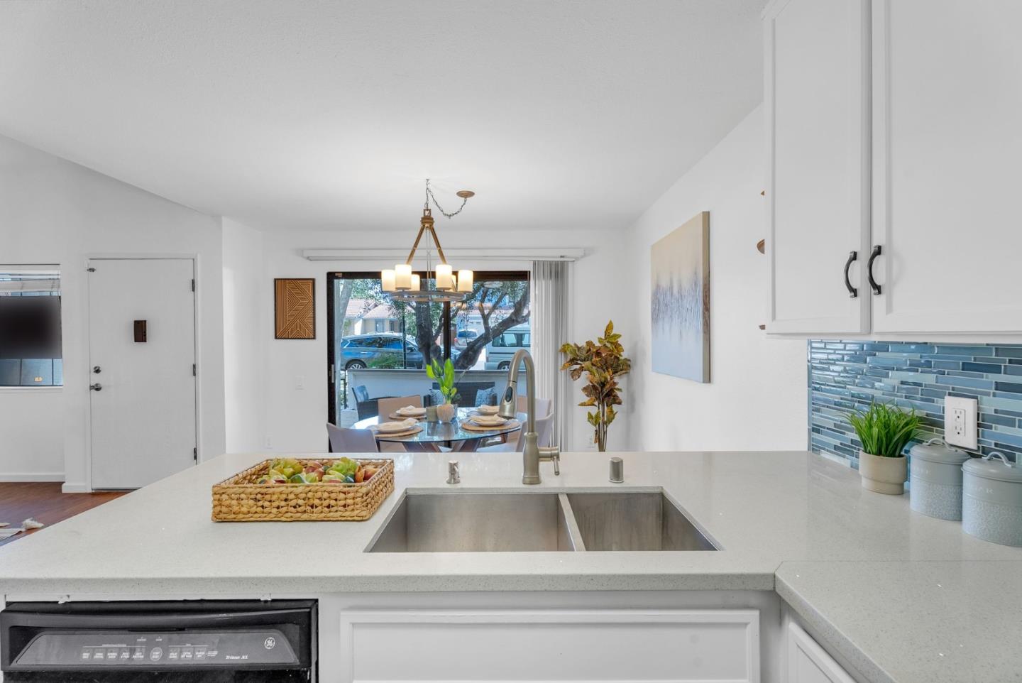 Detail Gallery Image 16 of 71 For 5426 Colony Green Dr, San Jose,  CA 95123 - 3 Beds | 1/1 Baths