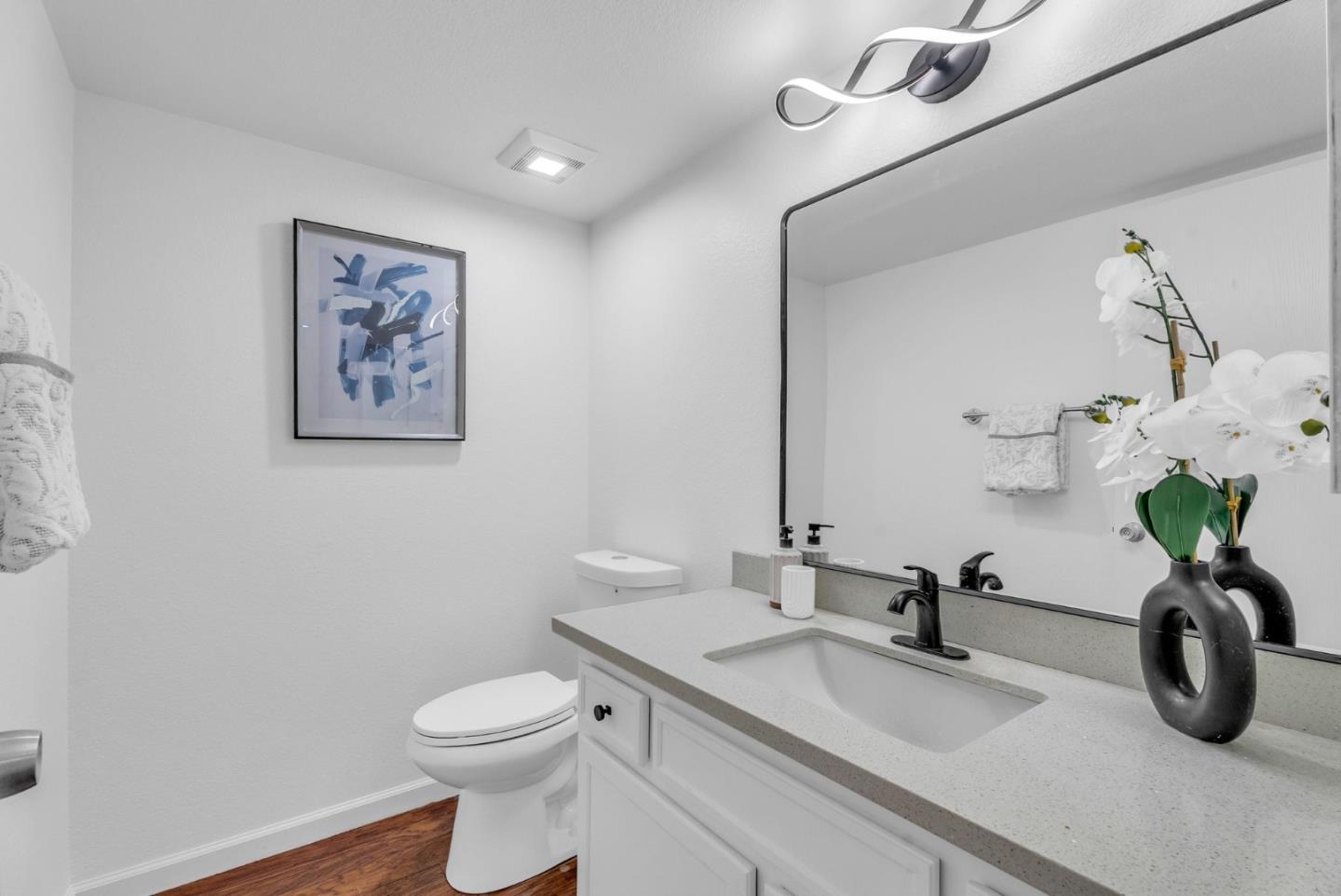 Detail Gallery Image 19 of 71 For 5426 Colony Green Dr, San Jose,  CA 95123 - 3 Beds | 1/1 Baths