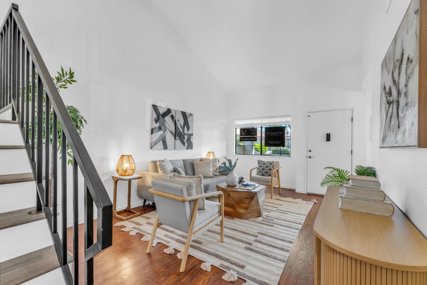 Detail Gallery Image 2 of 71 For 5426 Colony Green Dr, San Jose,  CA 95123 - 3 Beds | 1/1 Baths