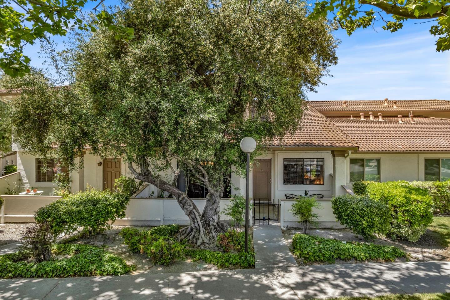Detail Gallery Image 54 of 71 For 5426 Colony Green Dr, San Jose,  CA 95123 - 3 Beds | 1/1 Baths
