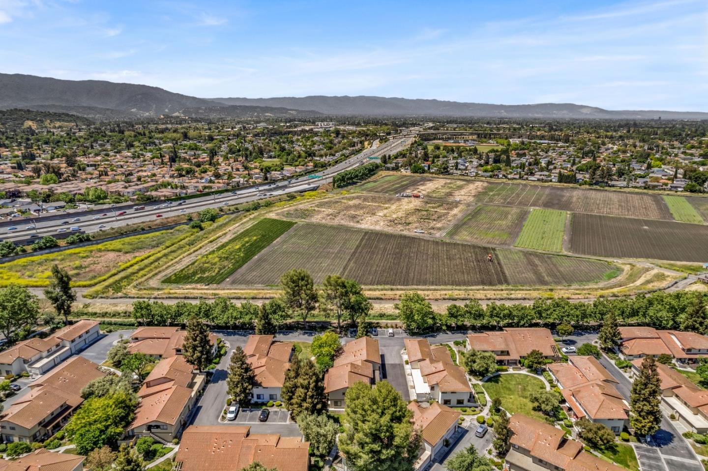 Detail Gallery Image 64 of 71 For 5426 Colony Green Dr, San Jose,  CA 95123 - 3 Beds | 1/1 Baths