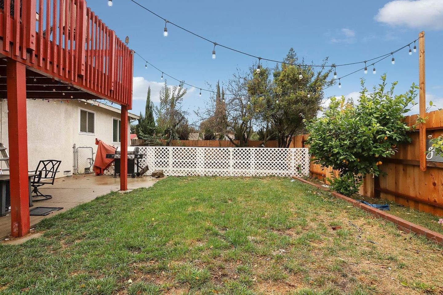 850 W Grand Avenue # B, Oakland, California 94607, 2 Bedrooms Bedrooms, ,1 BathroomBathrooms,Residential Lease,For Rent,850 W Grand Avenue # B,ML81992701