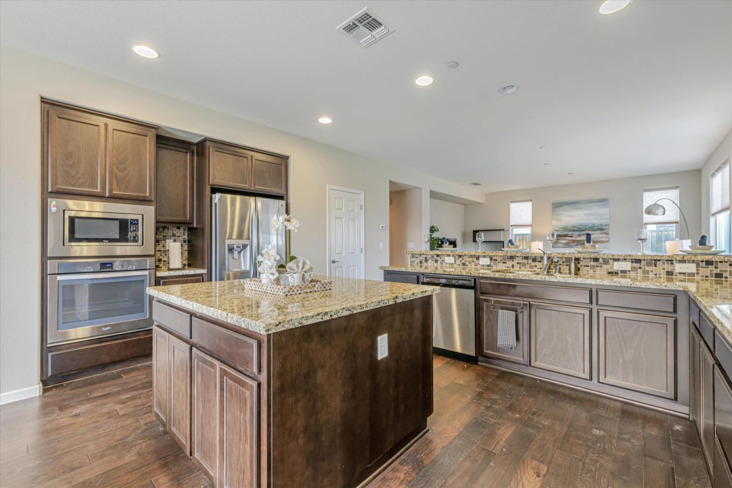 Detail Gallery Image 13 of 58 For 4545 Half Dome St, Antioch,  CA 94531 - 4 Beds | 3 Baths