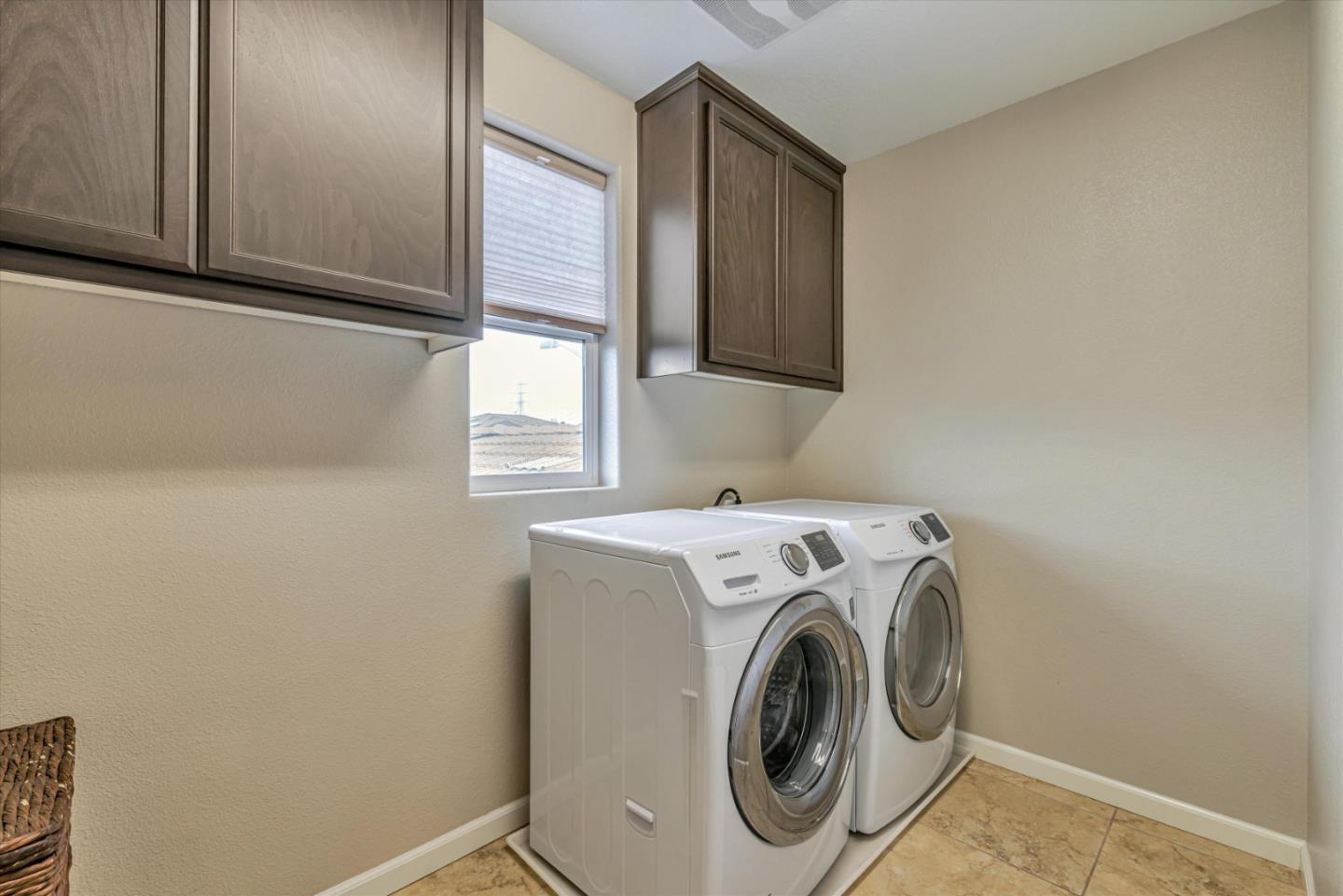 Detail Gallery Image 51 of 58 For 4545 Half Dome St, Antioch,  CA 94531 - 4 Beds | 3 Baths
