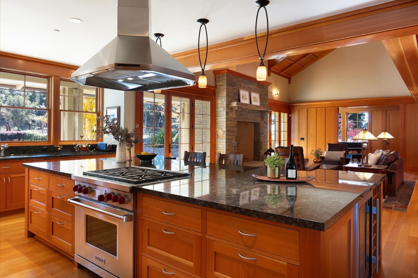 Detail Gallery Image 11 of 49 For 420 Bonnie Brae, Santa Cruz,  CA 95060 - 5 Beds | 4/1 Baths