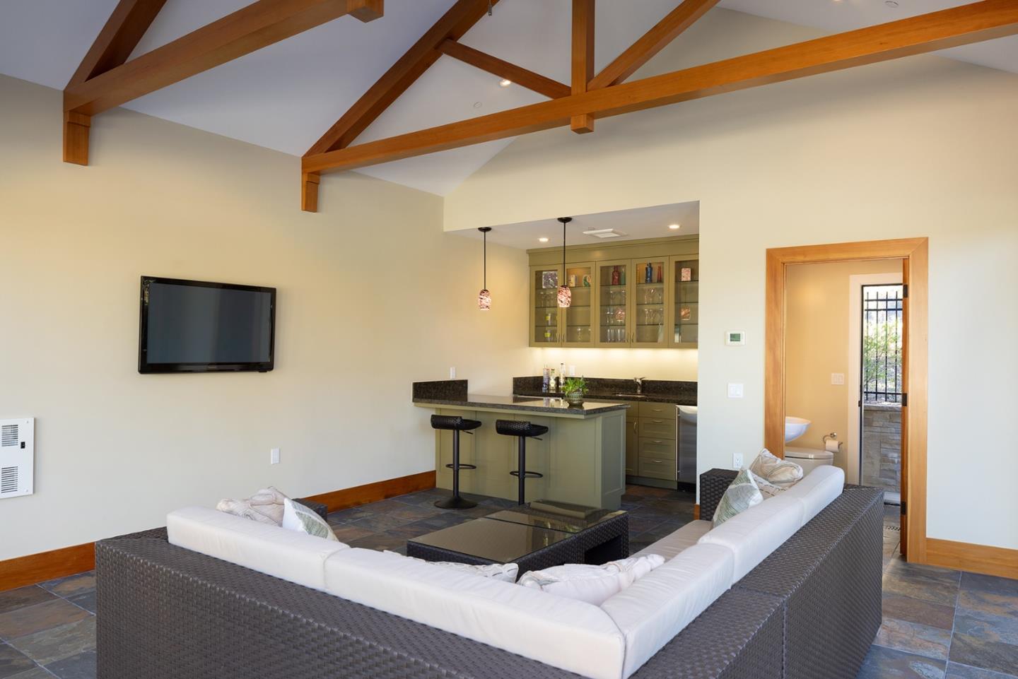 Detail Gallery Image 22 of 49 For 420 Bonnie Brae, Santa Cruz,  CA 95060 - 5 Beds | 4/1 Baths